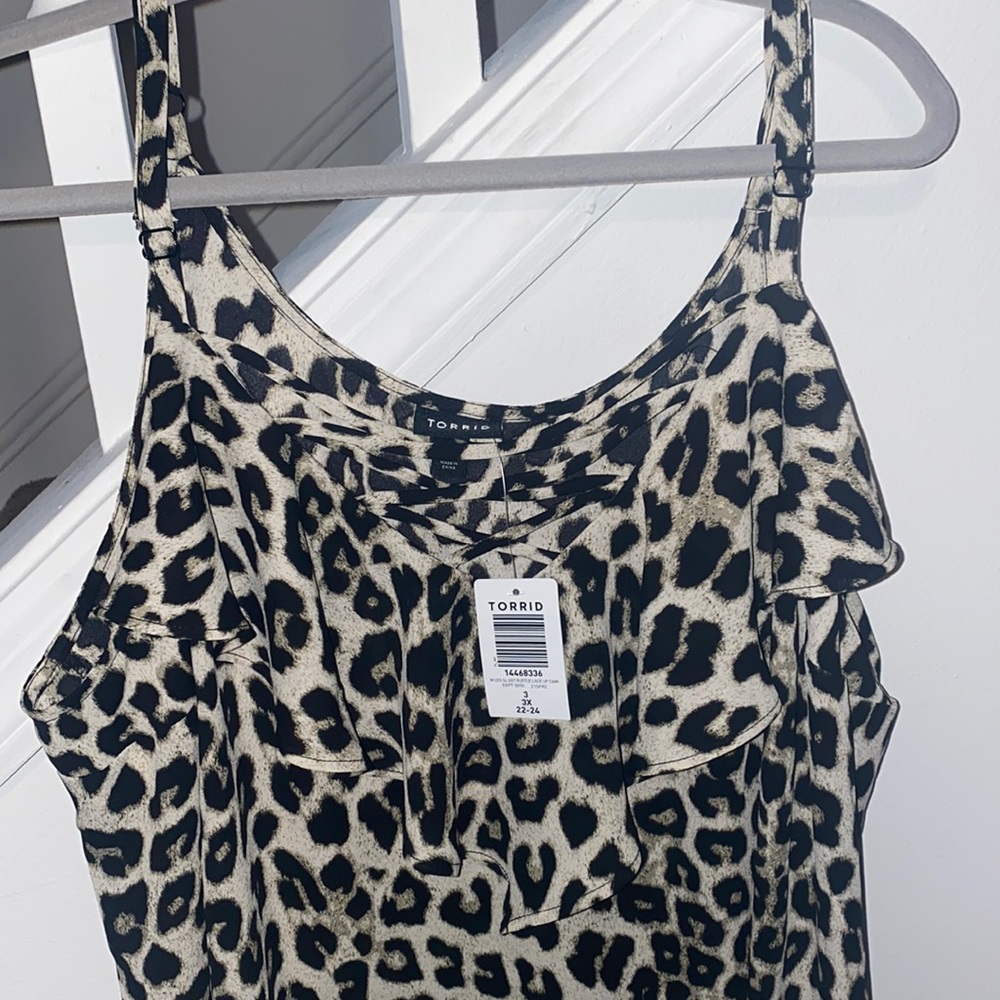 Torrid LEOPARD GEORGETTE RUFFLE CRISSCROSS CAMI 3X